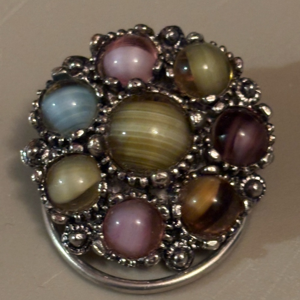 Vintage Scottish-Style Miracle Metal and Multi-Colour Faux Agate Gem Scarf Clip